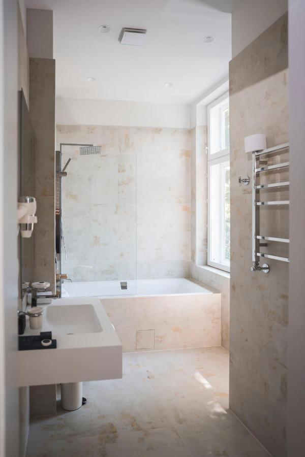Roze Boutique 4* Liepāja