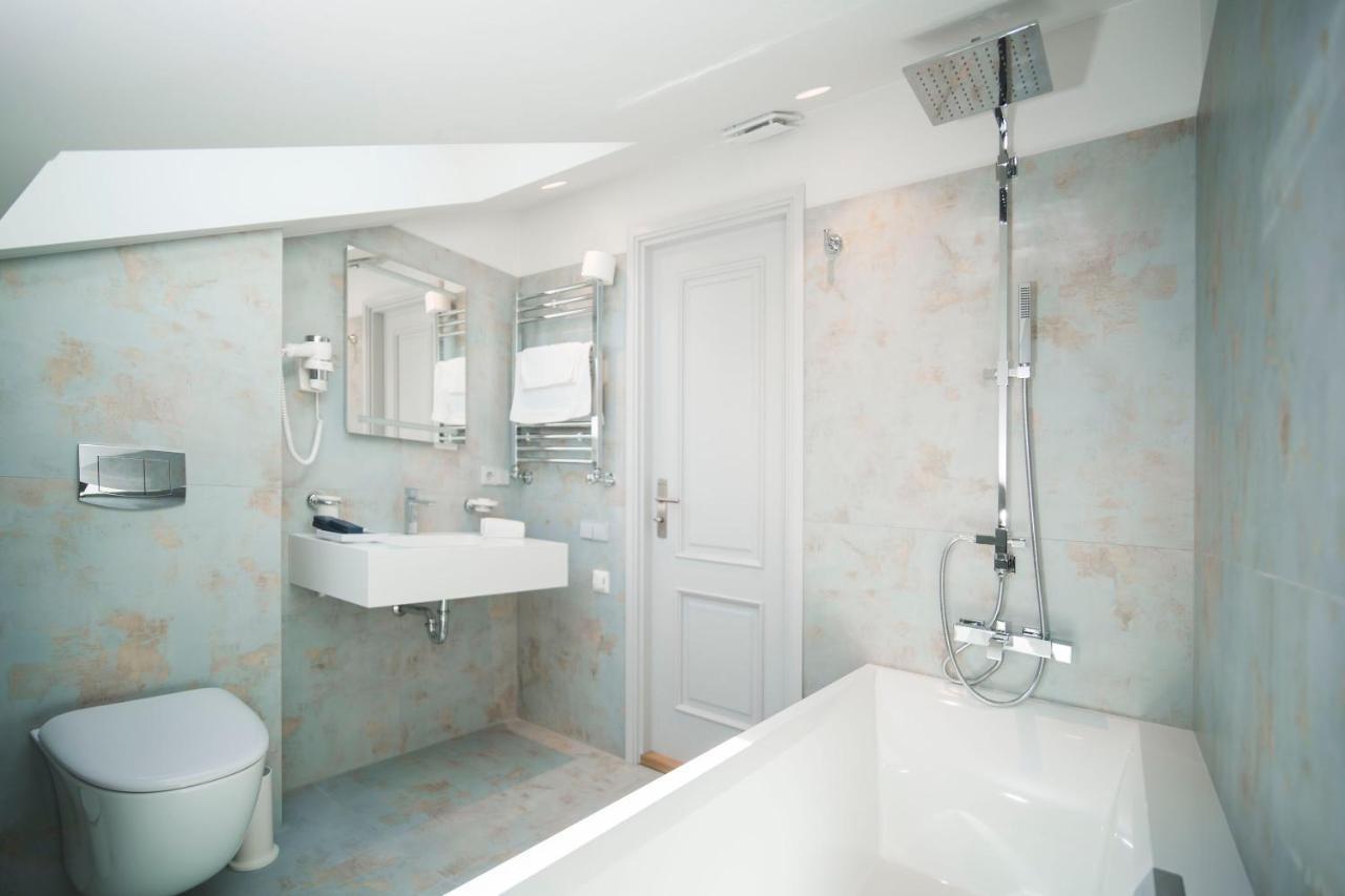 Hotell Roze Boutique 4*