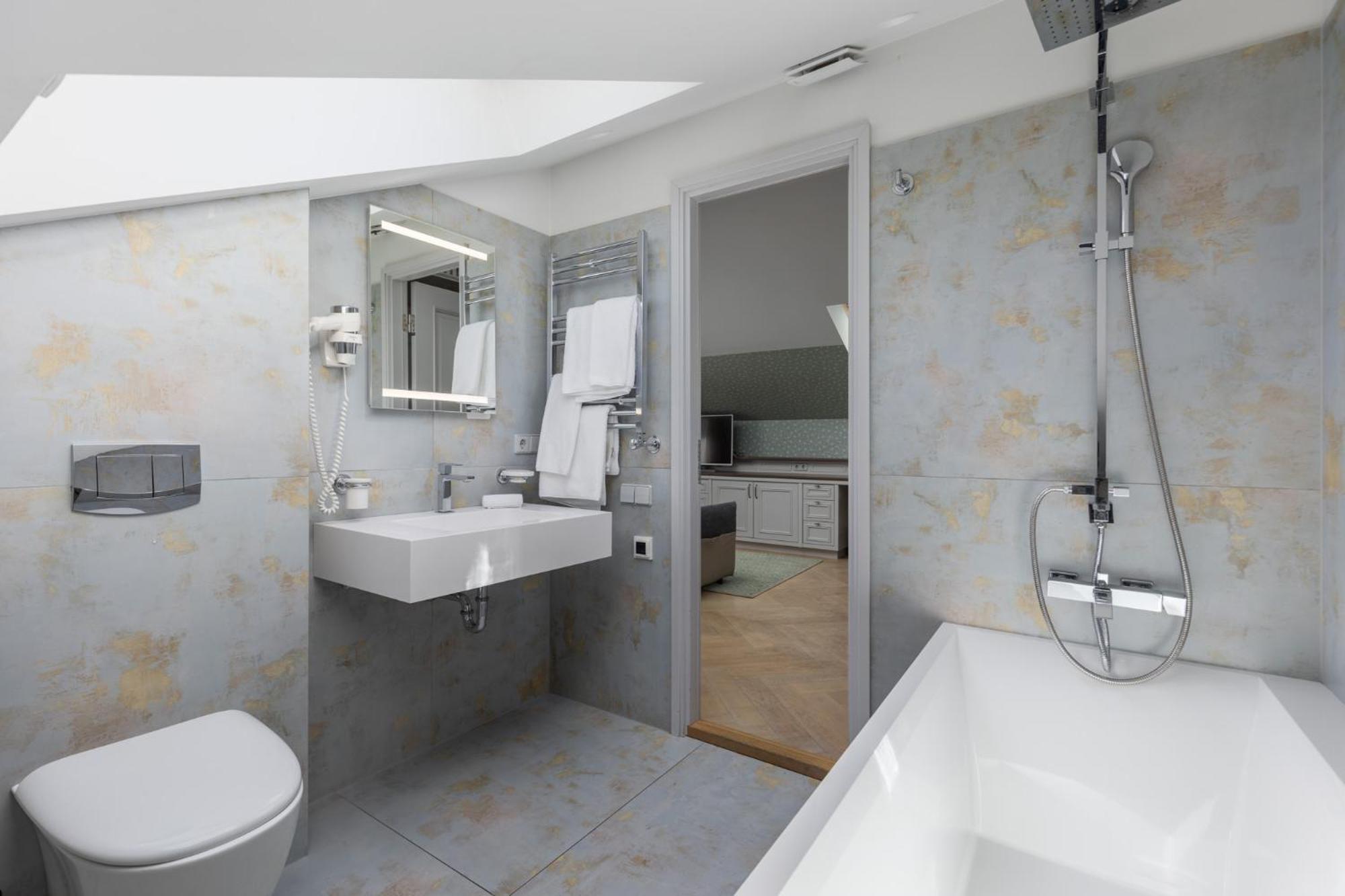 Roze Boutique 4* Liepāja